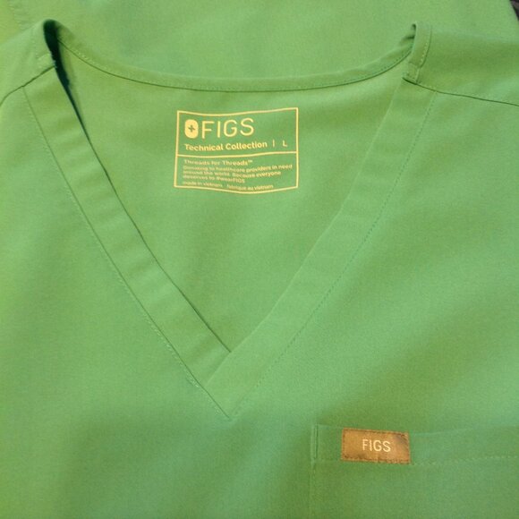 EUC Figs Technical Collection Scrubs Set Pants Shirt Top Seafoam Green Blue L - Picture 8 of 10